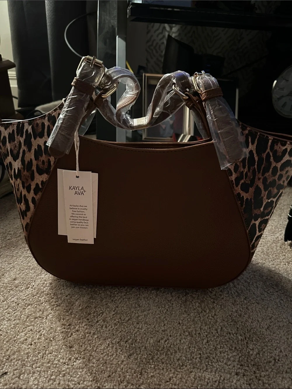 Ello purse